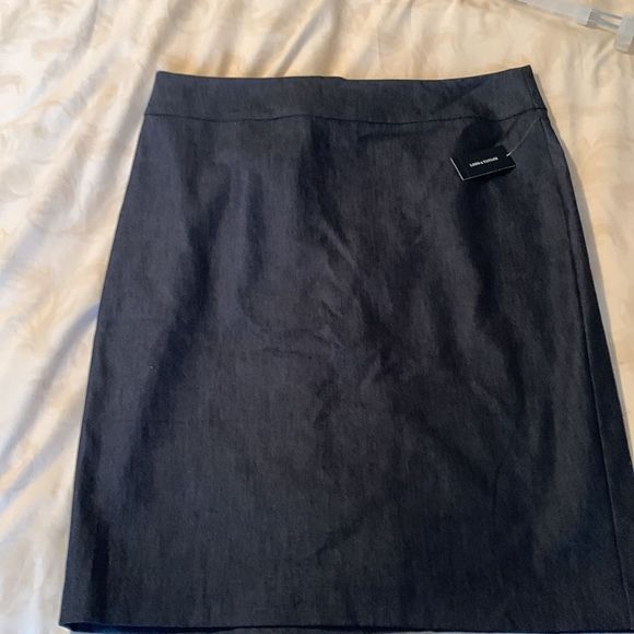 Lord and Taylor Pencil Skirt - Picture 2 of 4